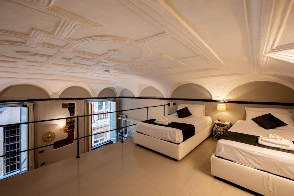 Elegant Two-level With In-room Tub Appartamento Genova